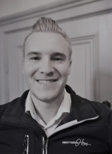 Anders Hesselbäck, montör Anders Hesselbäck, montör hos oss på Inbrottssäkra Hem