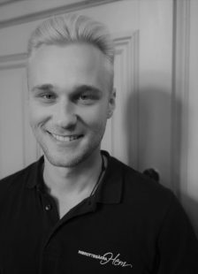 Johan Hesselbäck, montör Johan Hesselbäck, montör på Inbrottssäkra Hem